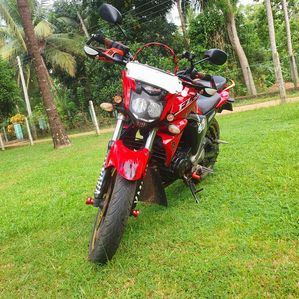 Yamaha FZ v2 2015 - Image 3