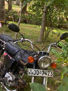 Honda CD 50 Bely 2020