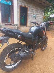 Yamaha FZ S 2012