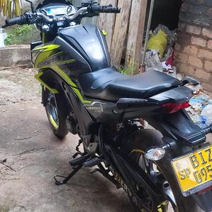 Honda CB Hornet 2019 - Image 2