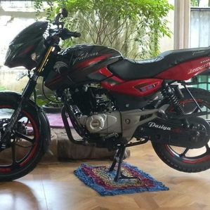 Bajaj Pulsar 150 2015 - Image 2