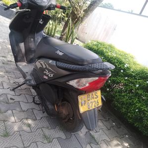 Honda Dio 2014 - Image 3
