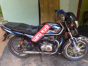 Bajaj CT100 BEV 5025 2018