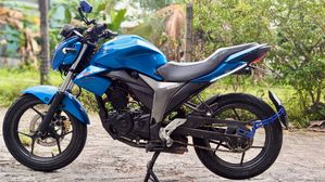 Suzuki Gixxer 2015