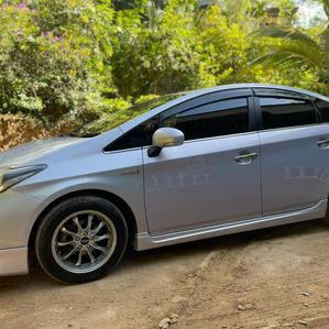 Toyota Prius 2013 - Image 3