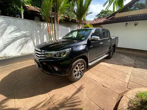 Toyota Hilux Full Option 2018