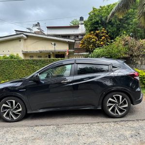 Honda Vezel RS Sensing 2017 - Image 3