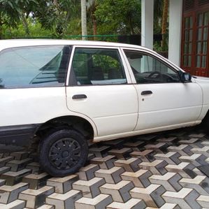 Nissan AD Wagon 1996 - Image 2