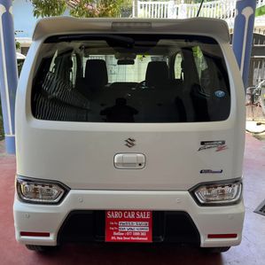 Suzuki Wagon R Custom Zx 2023 - Image 4