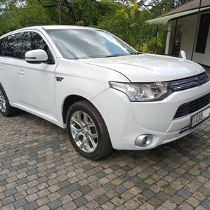 Mitsubishi Outlander 2014 - Image 3