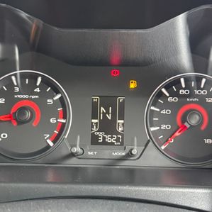 Mahindra KUV 100 2022 - Image 4