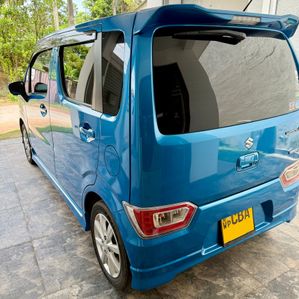 Suzuki Wagon R FZ Safety 2017 - Image 3