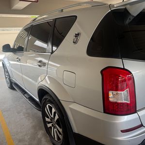 Ssang Yong Rexton 2015 - Image 3