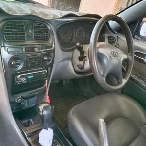 Hyundai Sonata 2004 - Image 2