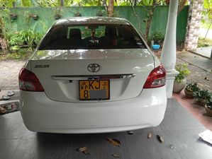Toyota Belta 2008