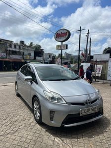 Toyota Prius 3rd gen 2014