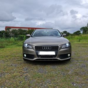 Audi A4 2011 - Image 2