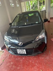 Toyota Vitz 2016