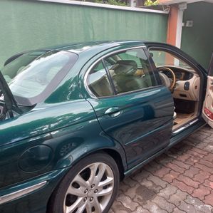 Jaguar X-Type 2003 - Image 2
