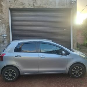 Toyota Vitz 2007 - Image 2