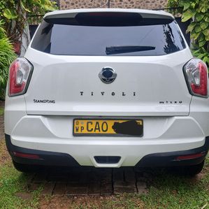 Ssang Yong Tivoli 2015 - Image 2