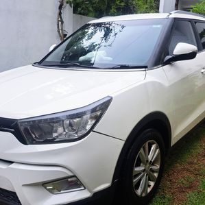 Ssang Yong Tivoli 2015 - Image 3