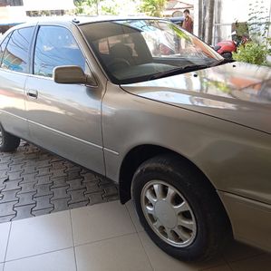 Toyota Camry 1991 - Image 2