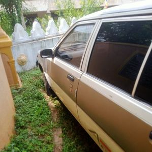 Nissan Pulsar 1988 - Image 2