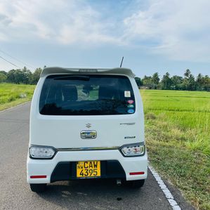 Suzuki Wagon R Stingray 2017 - Image 4