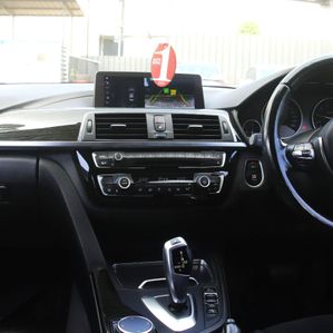 BMW 318i Sports 2018 - Image 4
