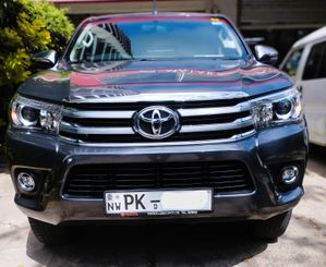 Toyota Hilux REVO 2018