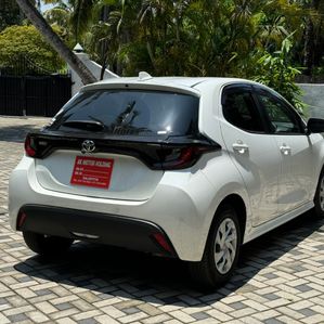 Toyota Yaris X Push start 2023 - Image 4