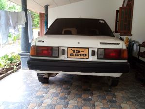 Nissan Sunny 1985