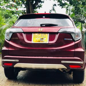 Honda Vezel Hybrid 2014 - Image 2