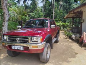 Toyota Hilux LN 106 1994