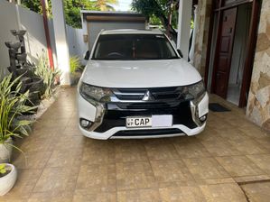 Mitsubishi Outlander 2015