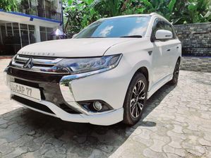 Mitsubishi Outlander 2015
