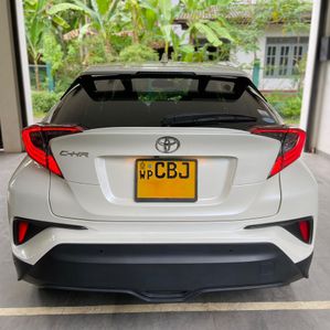 Toyota CHR NGX 10 2019 - Image 2