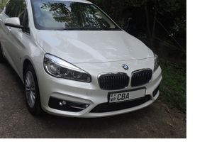 BMW 225XE PHEV Luxury Line 2017