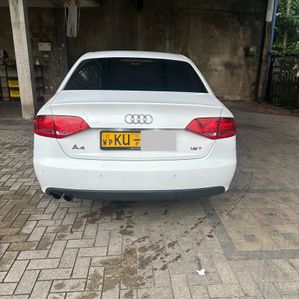 Audi A4 S-Line 2012 - Image 2
