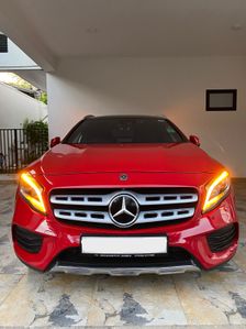 Mercedes Benz GLA 200 AMG Premium 2015