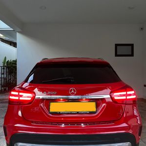 Mercedes Benz GLA 200 AMG Premium 2015 - Image 2