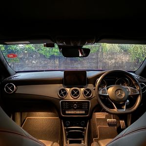 Mercedes Benz GLA 200 AMG Premium 2015 - Image 3