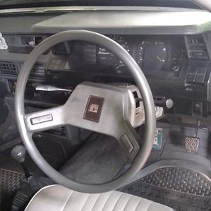 Toyota Corolla 1985 - Image 2