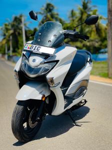 Suzuki Burgman 125 2019