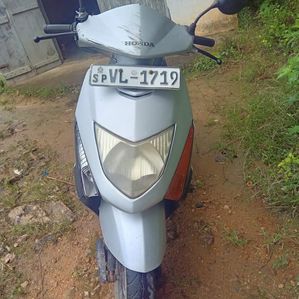 Honda Dio 2009 - Image 4