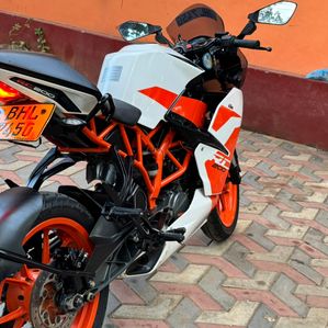 KTM RC 200 2019 - Image 3