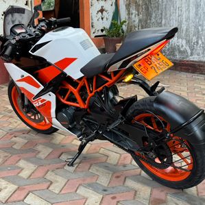 KTM RC 200 2019 - Image 4