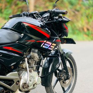 Bajaj Pulsar 135 Ls 2011 - Image 3