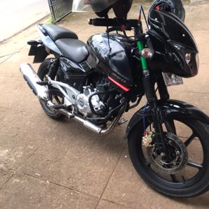 Bajaj Pulsar 220F 2012 - Image 3